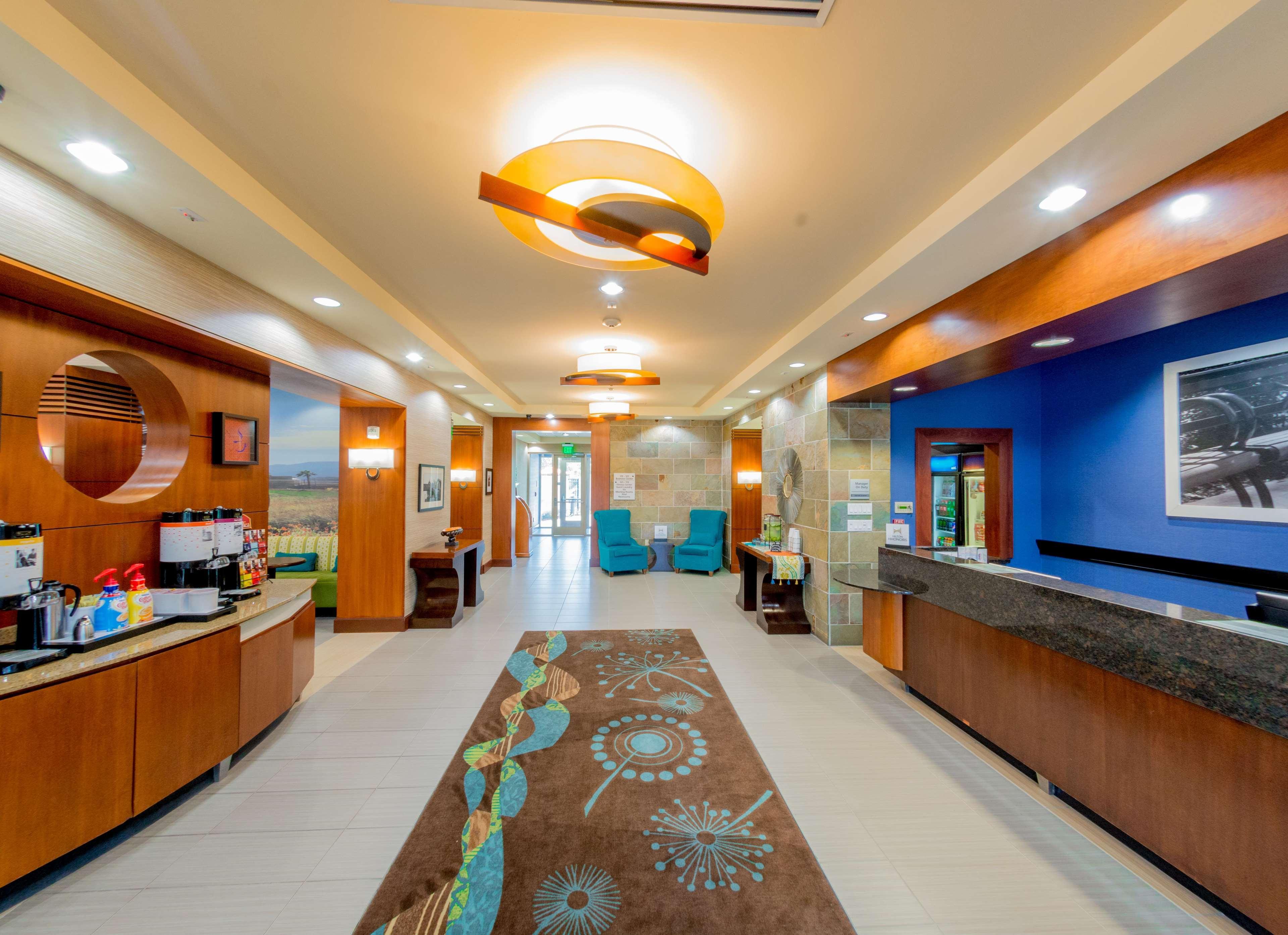Hampton Inn&Suites Riverside/Corona East Exterior foto
