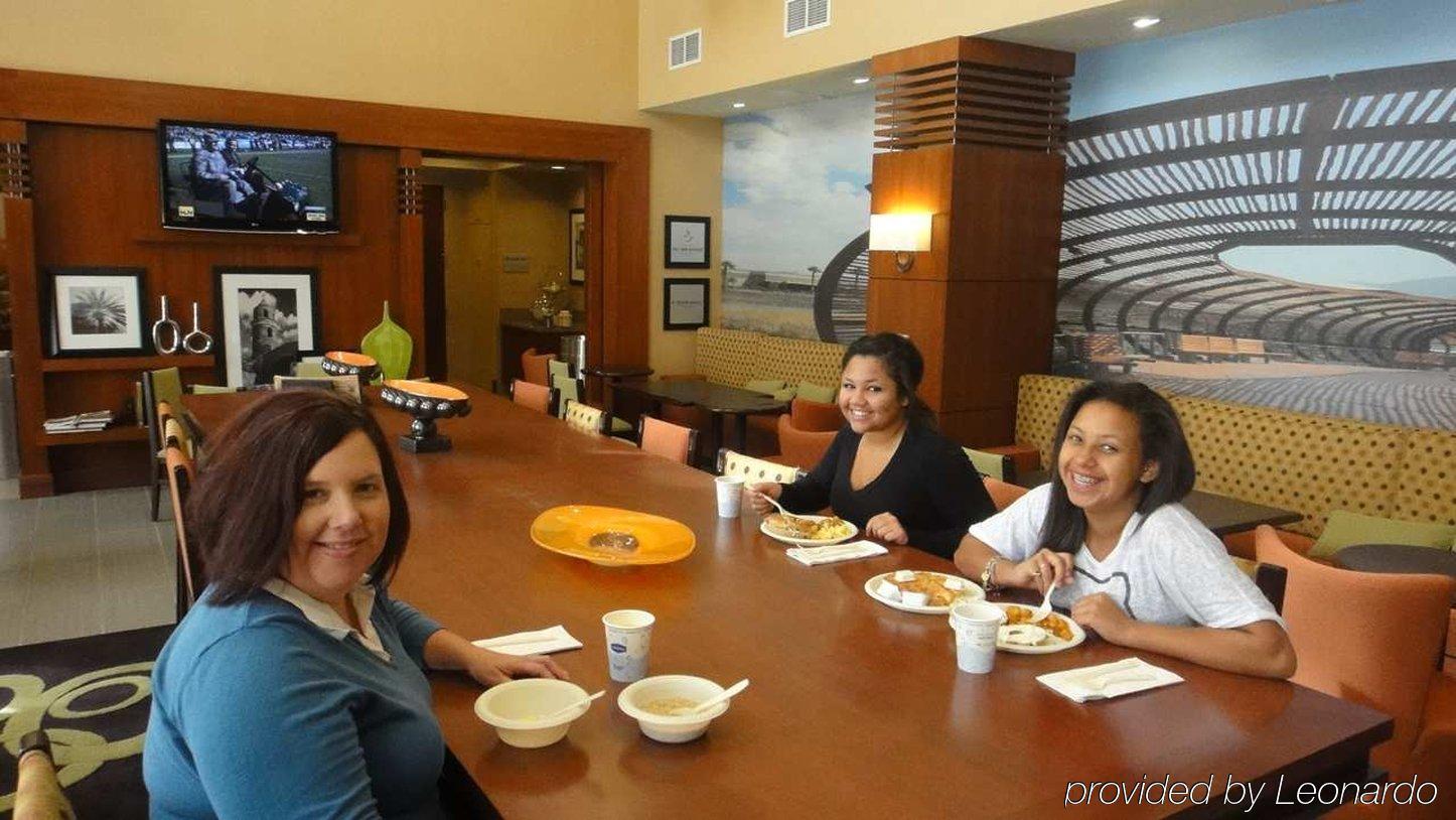Hampton Inn&Suites Riverside/Corona East Restaurante foto